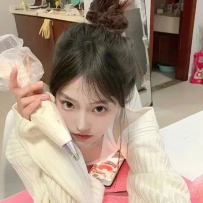蜡笔小新:小白的屁屁炸弹